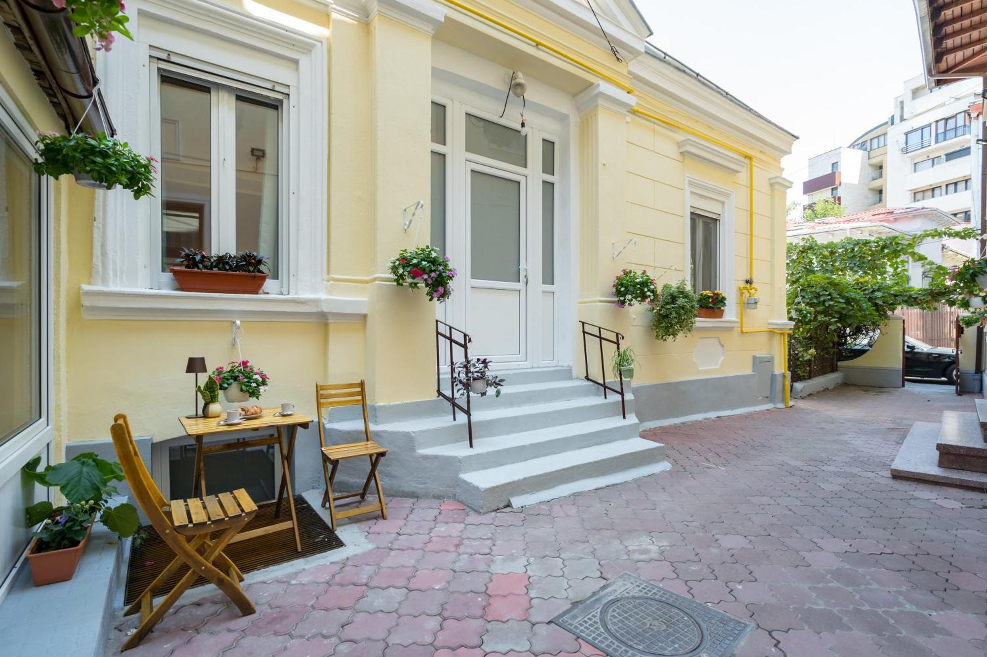 Emil Balaban Luxury Apart-Hotel Bucharest Exterior photo
